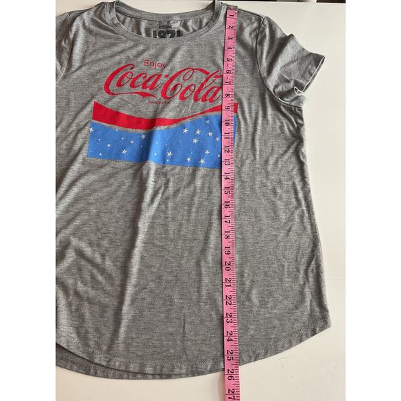 Coca-Cola 1971 Unity Collection Women’s Large T-Shirt Gray - Picture 5 of 6